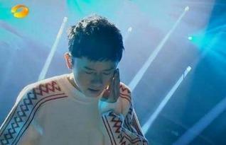 黑暗爆料在线观看免费高清 汪苏泷与张碧晨